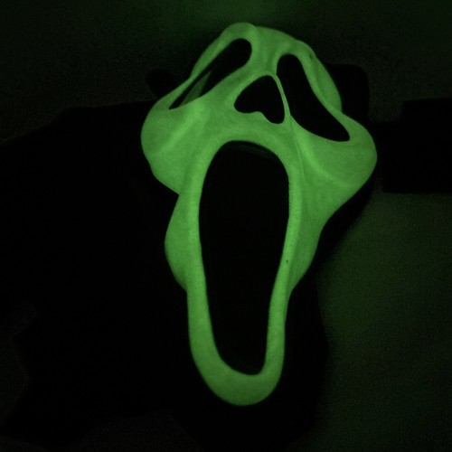Vtg scream ghost - scream, face
