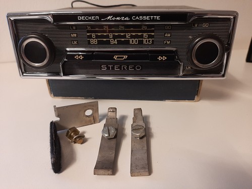 Mercedes pagode 113 - mercedes-pagode-w, 113-radio