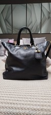 Borsa Prada in pelle usata ma