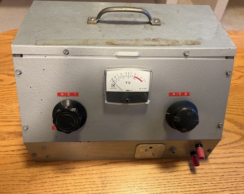 Preamplificatore microfonico