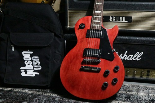Gibson les paul - paul, studio
