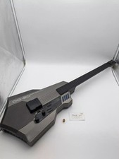 Chitarra digitale midi Casio DG20 USATA produce suono, ma richiede regolazione.