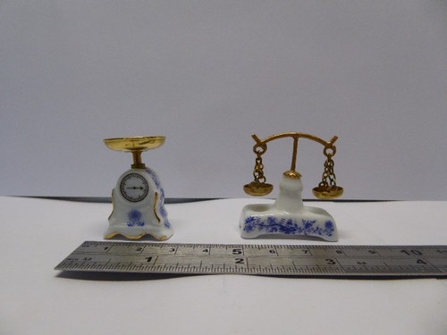 Dolls house scale mayfair - scale,