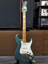 Fender The STRAT LPB Lake