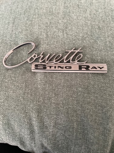 Emblema posteriore corvette - emblema,