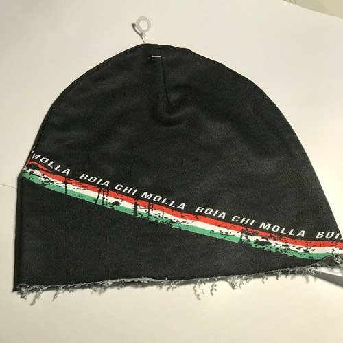 Berretta nera con - berretta,