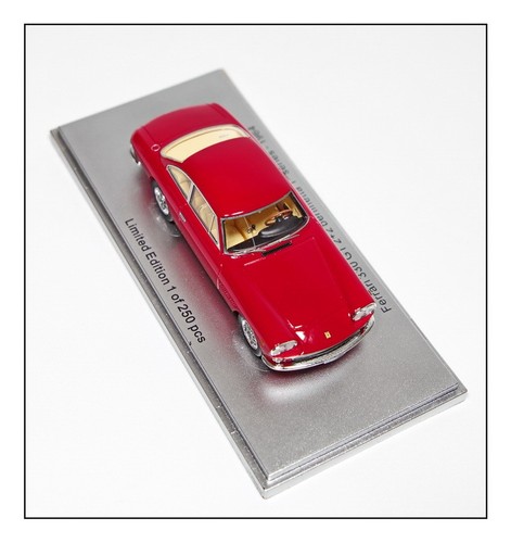 Ferrari 330 1 43 kess - 330,