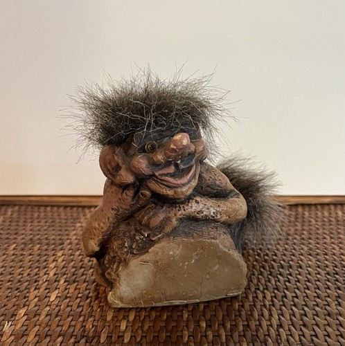 Vintage nyform troll - nyform,