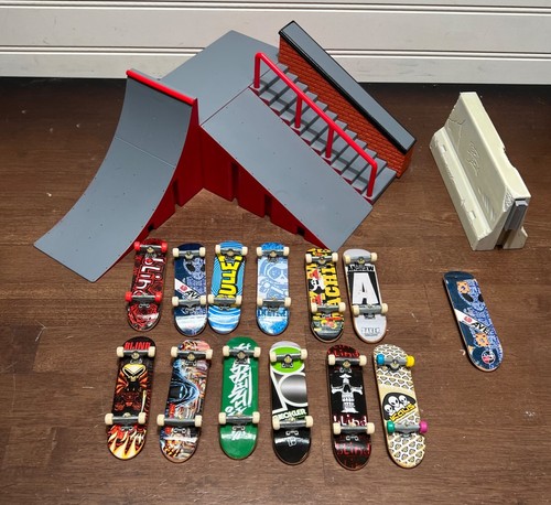 Scale tech finger skating ramp - skating,