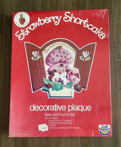 Torta corta alla fragola 1980