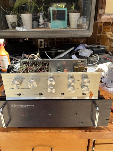 Preamplificatore valvolare