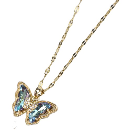 Collana con ciondolo farfalla