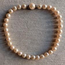 Christian Dior Collana Vintage di Finte Perle 1974