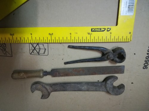 Set pezzi vecchi attrezzi - set,