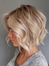 Parrucche bob ondulate biondo