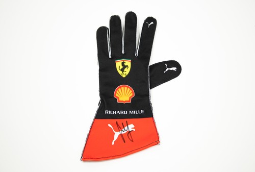 Carlos sainz signed - carlos,