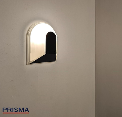 Prisma tesi - -,