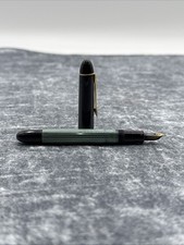 G169 Vintage Antico Pelikan