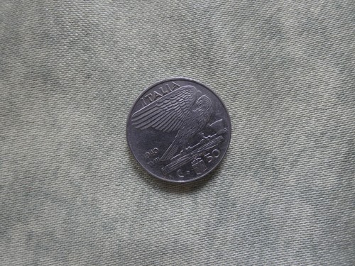 Moneta lira cent vittorio - moneta,