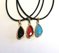 Collana Ciondolo a Forma di Goccia Irregolare Rosso/Nero/Blu di Lago da Donna