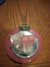 UG Hand Sculpted Glass Pink
