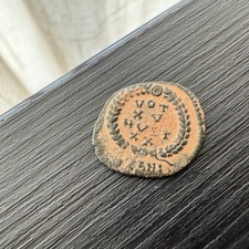 Moneta constans follis - moneta,