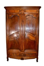 Antico armadio stile Luigi XV  epoca primi '800  in noce massello