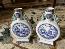 China Vases In the Yeddo
