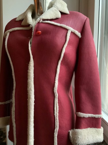Bellissimo montone color rosso - bellissimo,
