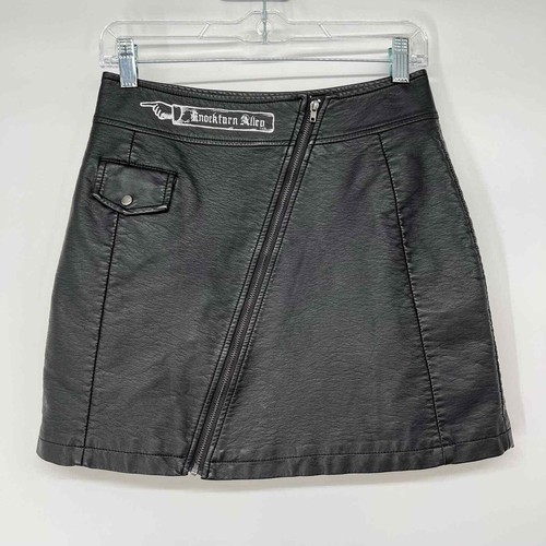 Hot topic harry - hot,