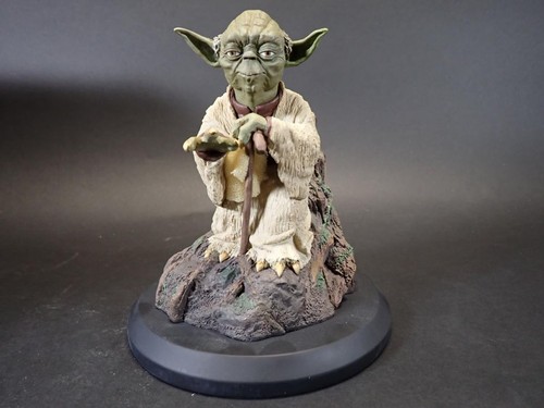 Figurine starwars attakus yoda - starwars,
