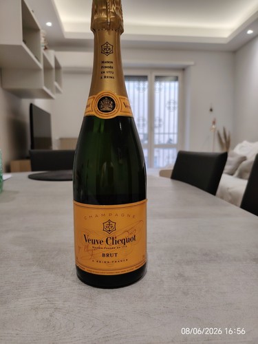 Champagne veuve clicquot - champagne, brut