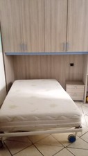 Letto a ponte /materasso una piazza e mezzo in memory  struttura letto con ruote
