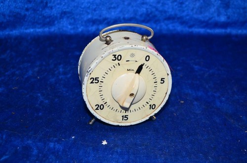 Vecchio orologio controllo - vecchio, di