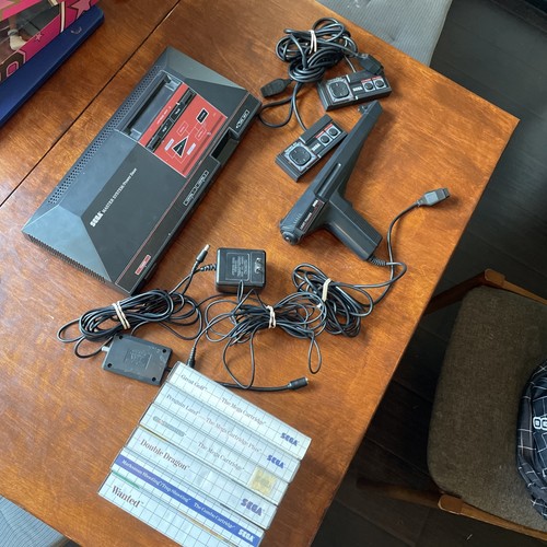 Sega master system with games - sega,