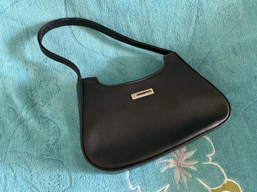 Guess brand black cute little - guess,
