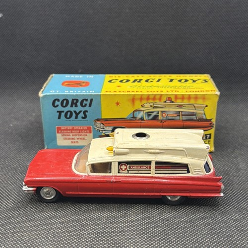 Corgi toys 437 superior - toys,