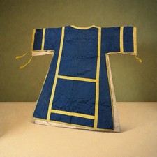 Piviale blu giallo statua
