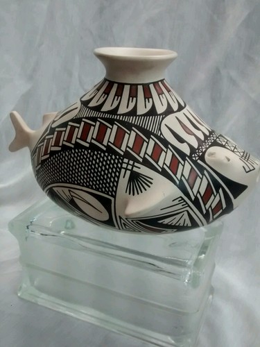 Bellissima statuina ceramica