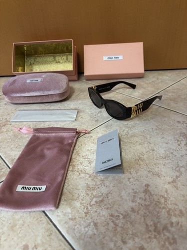 Miumiu black sunglasses miu - sunglasses,