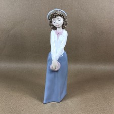 NAO Lladro 1121 Figurina