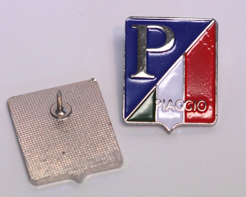Vespa piaggio italia pin - piaggio,