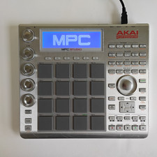 Akai MPC Studio Controller di Produzione Musicale Argento - con CD e Borsa