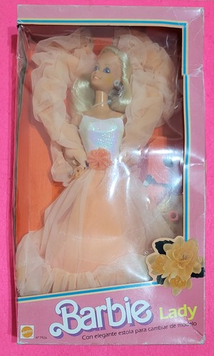 Barbie peach cream lady - n,