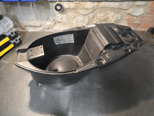 Plastica carena sottosella - plastica,