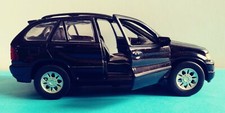 BMW x5 4.4i scala  1:36 modello da collezione di SMART TOYS, come nuovo,foto