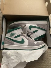 Nike Air Jordan 1 Mid SE verde