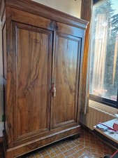 antica credenza in noce fine 800