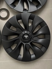 4 copri cerchi Uberturbine neri opachi con logo bianco  L+R - Tesla Model 3 18"