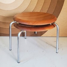 Coppia di sgabelli vintage Fritz Hansen 3 gambe con cuscino Made in Denmark